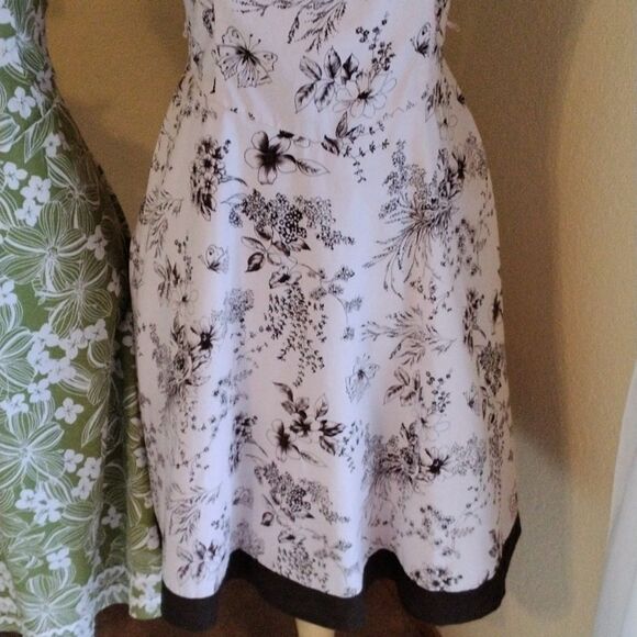 Teeze Me/ Studio Y Bundle of Strapless Cotton Dresses - Picture 5 of 16